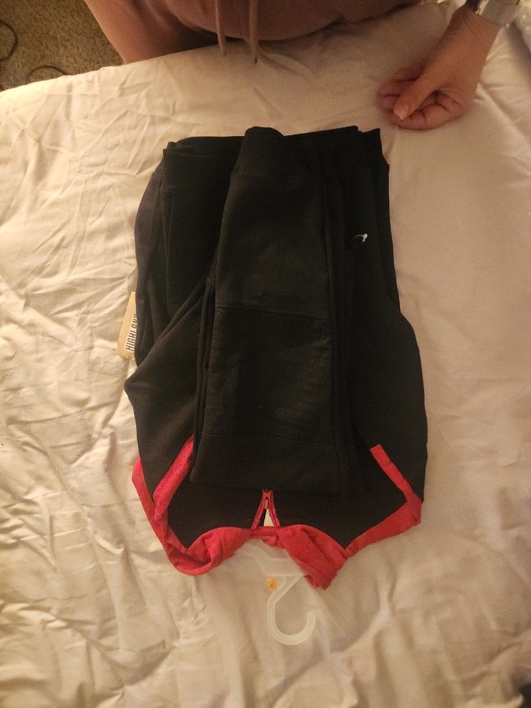 Boys Sweater Sets Size7 New.   10 For Both