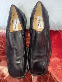 Mezlan Black Leather Slip-On Dress Shoes Size 9.5