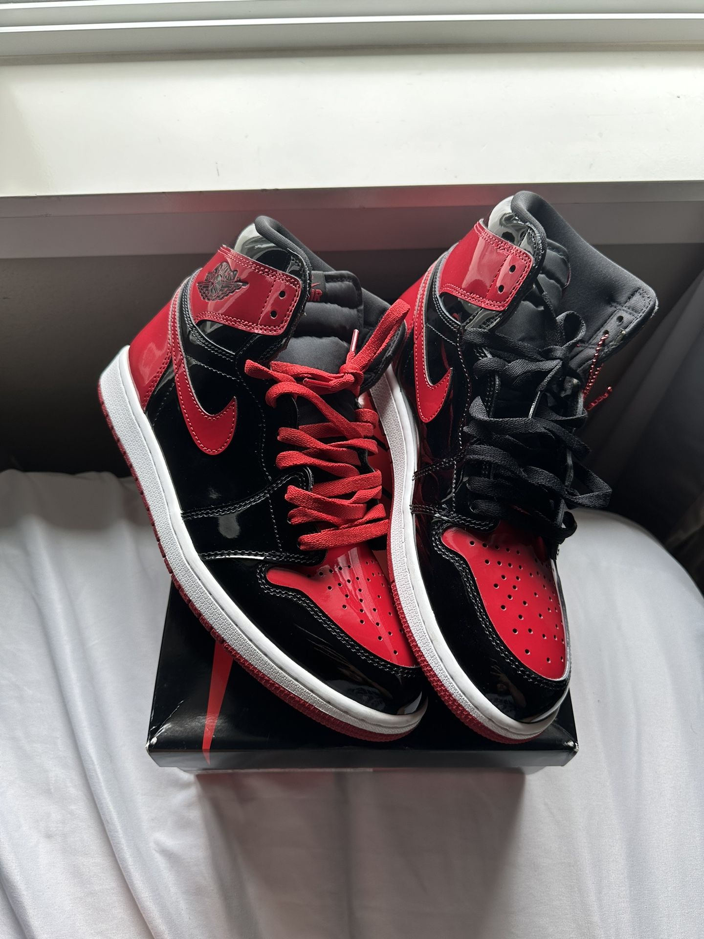 Air Jordan 1 Patent Bred Size 10.5