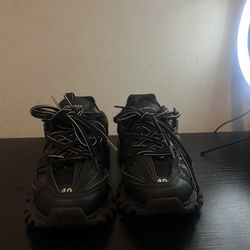 Balenciaga Tracks