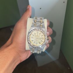 Gold Iced Watch 💎 Moissanite Stones | Clean | Ready Today | AP Style