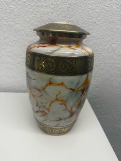 Adult Urn