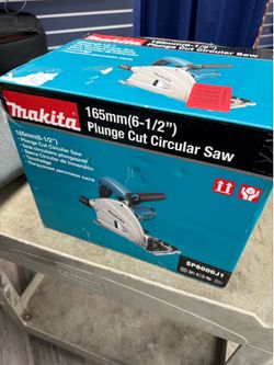 Makita SP6000 Plunge Cut Circular Saw 6 1/2” *NEW*