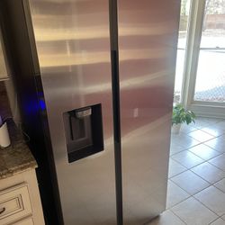 Samsung Refrigerator 