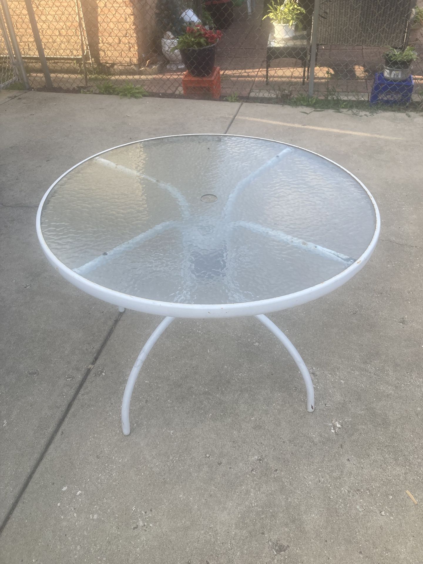Outdoor Picnic Table