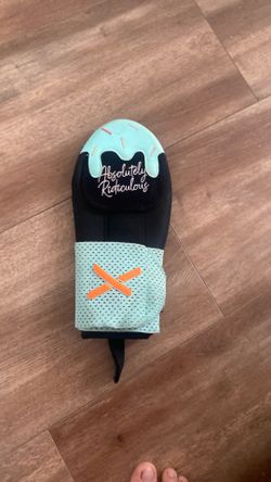 Aria sliding mitt