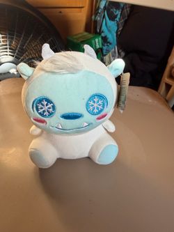 Yeti stuffed plushy