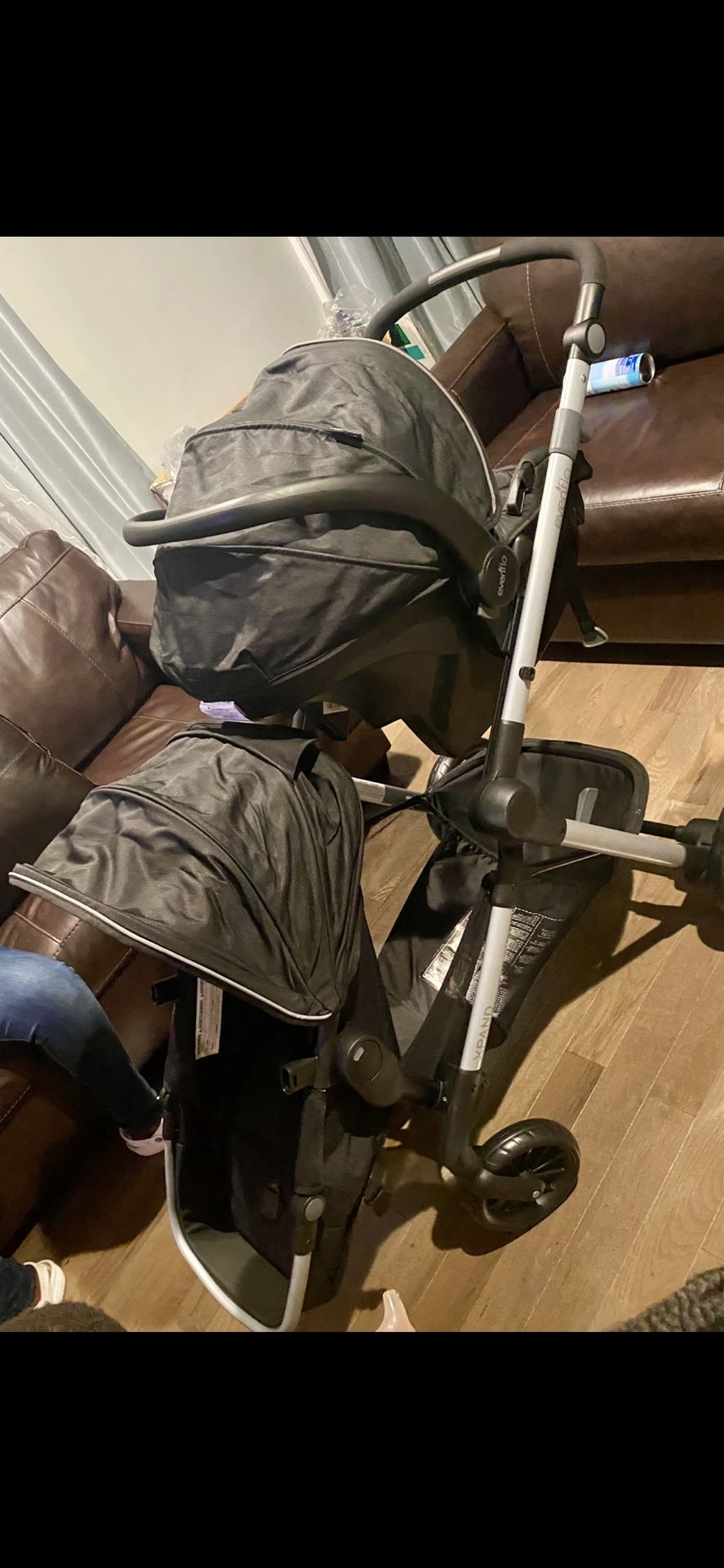 EVENFLO (DOUBLE STROLLER ) for newborn & toddler for Sale in Queens, NY