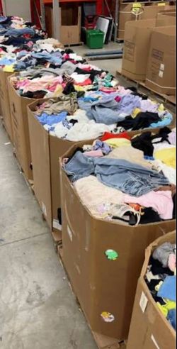 Nordstrom pallet women’s 350 pcs