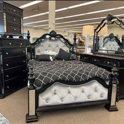 Black & Silver Velvet Bedroom Set In Stock 