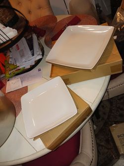 BRAND NEW IN BOXES BETTER HOMES AN GARDEN PORCLIEN 4 DINNER PLATES AN 4 SALAD PLATES SET 15 FIRM GO LOOK MY POST TONS ITEMS TO SEE