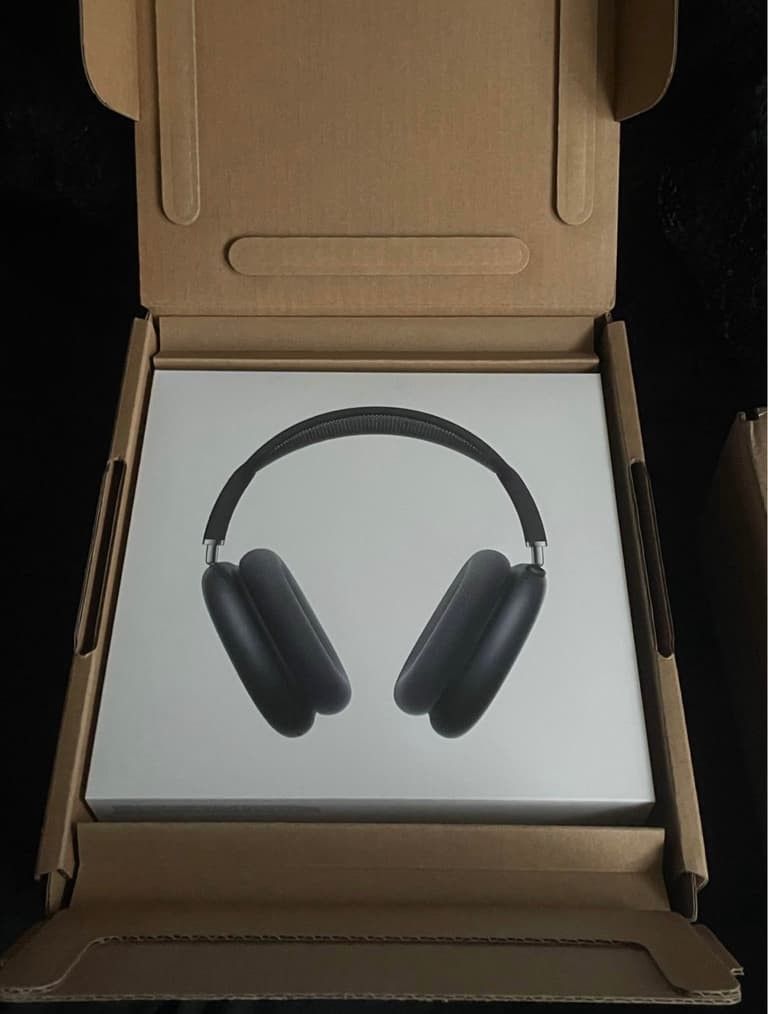 New Headphones For Sell Apple  Airpods Max