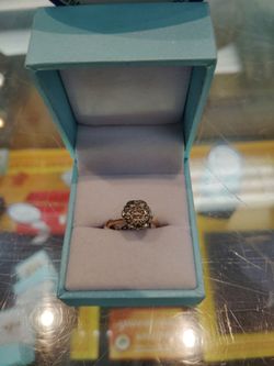 Lady's ring