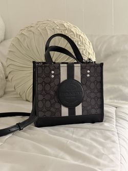 Coach Black/White Tote Bag With Cross Body
