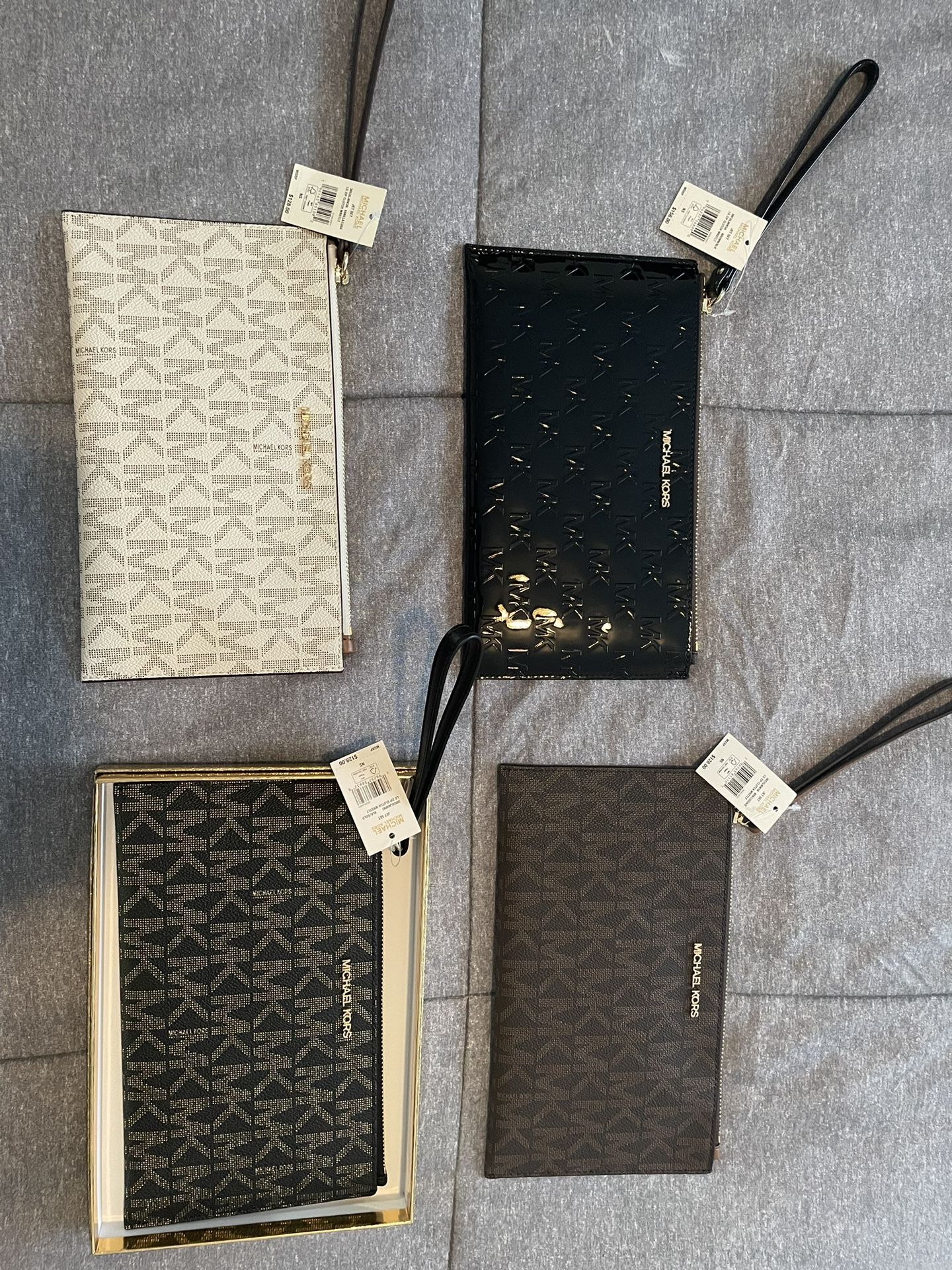 Michael Kors Handpurse