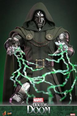 Hot Toys Fantastic Four Special Edition Doctor Doom