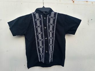 Size 5 (Boys Guayabera shirt)