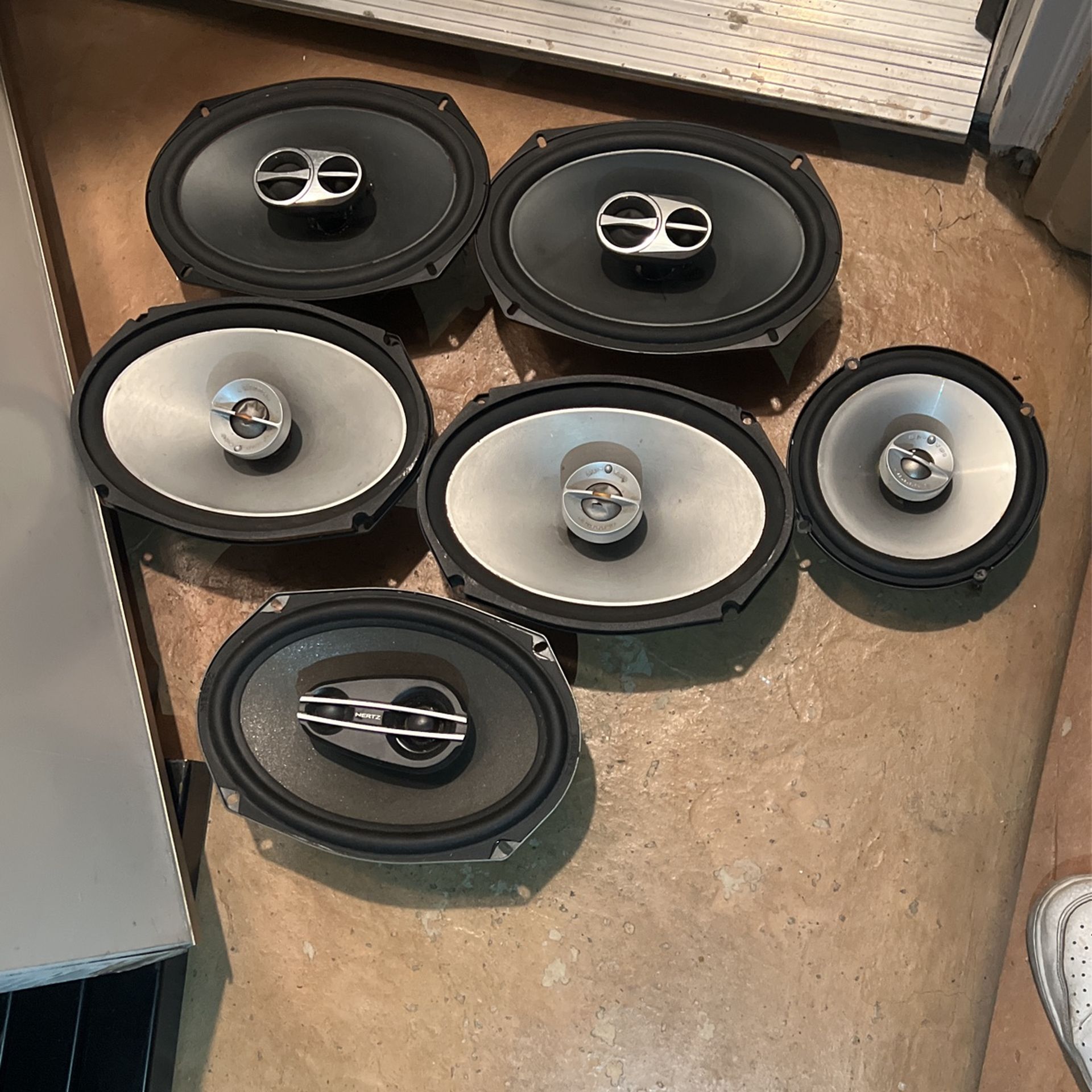 6 1/2 Speaker Repair Kit For Replacing Foam Surrounds - Advent