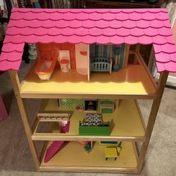 Kidkraft Dollhouse