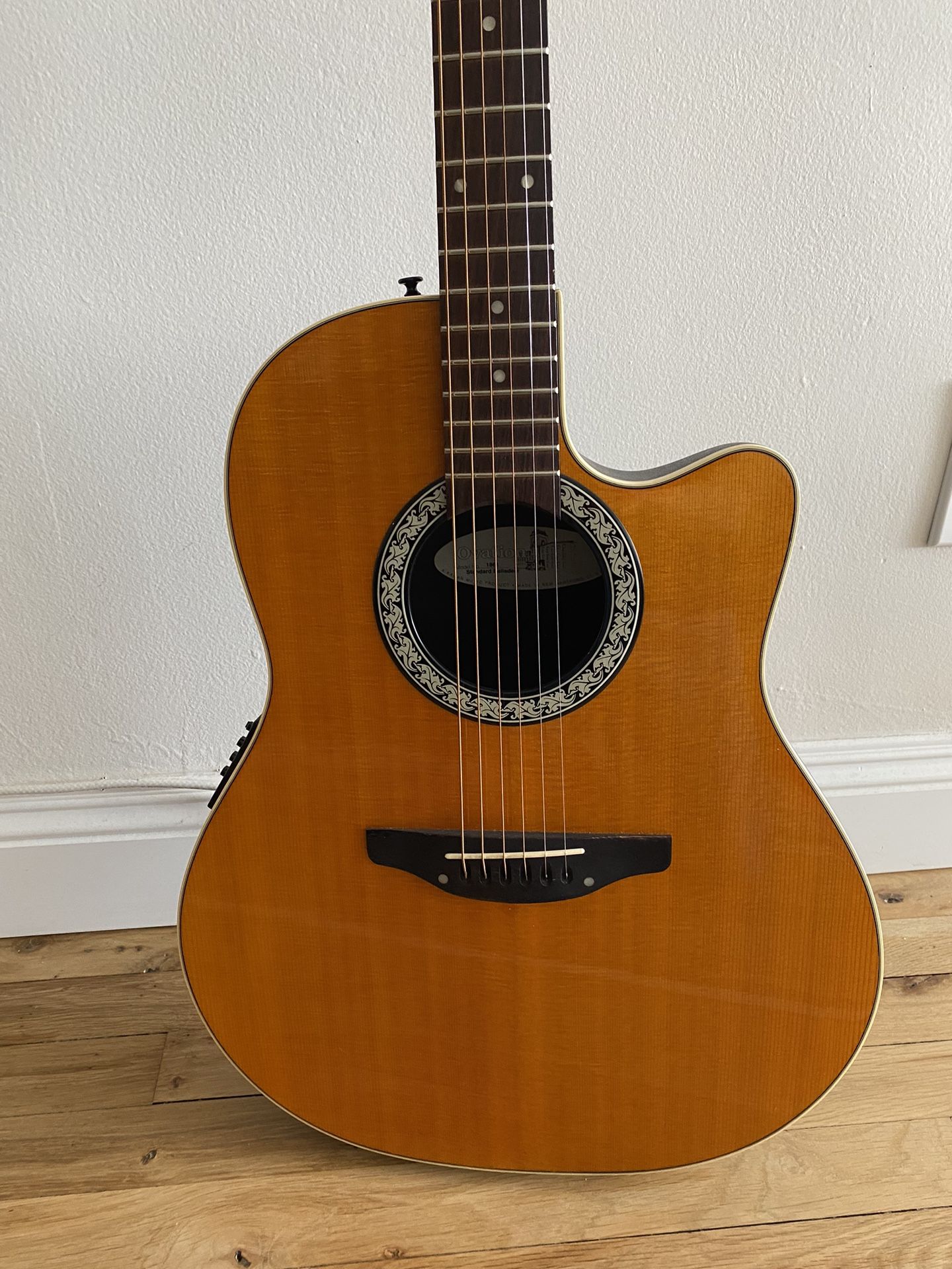 Ovation 1861 Standard Balladeer