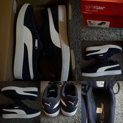 Pumas Men’s Suede Classic Shoe Size 11 (Navy Blue/White)