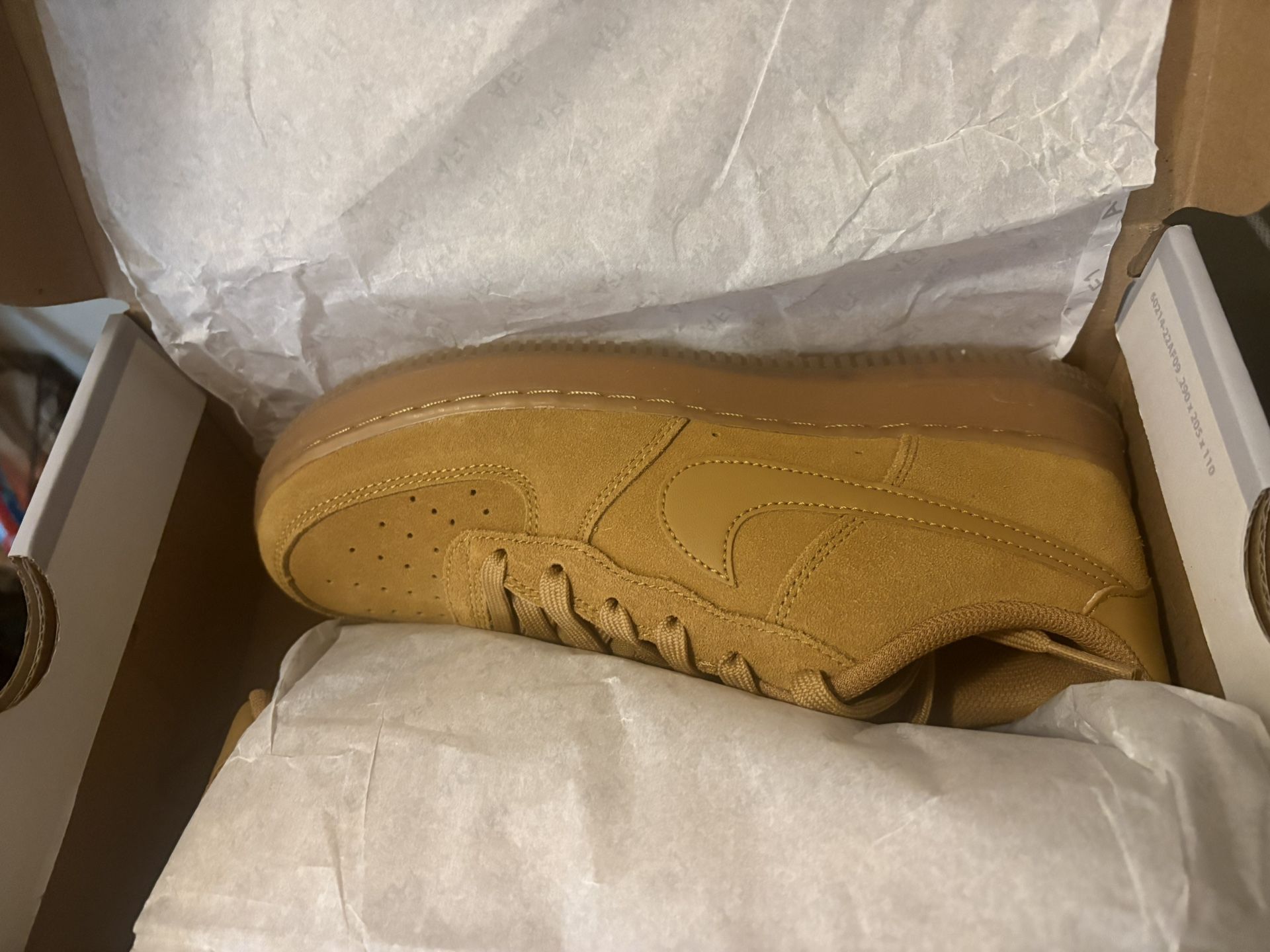 New Nike Air force Wheat New Size 6y 7.5 W