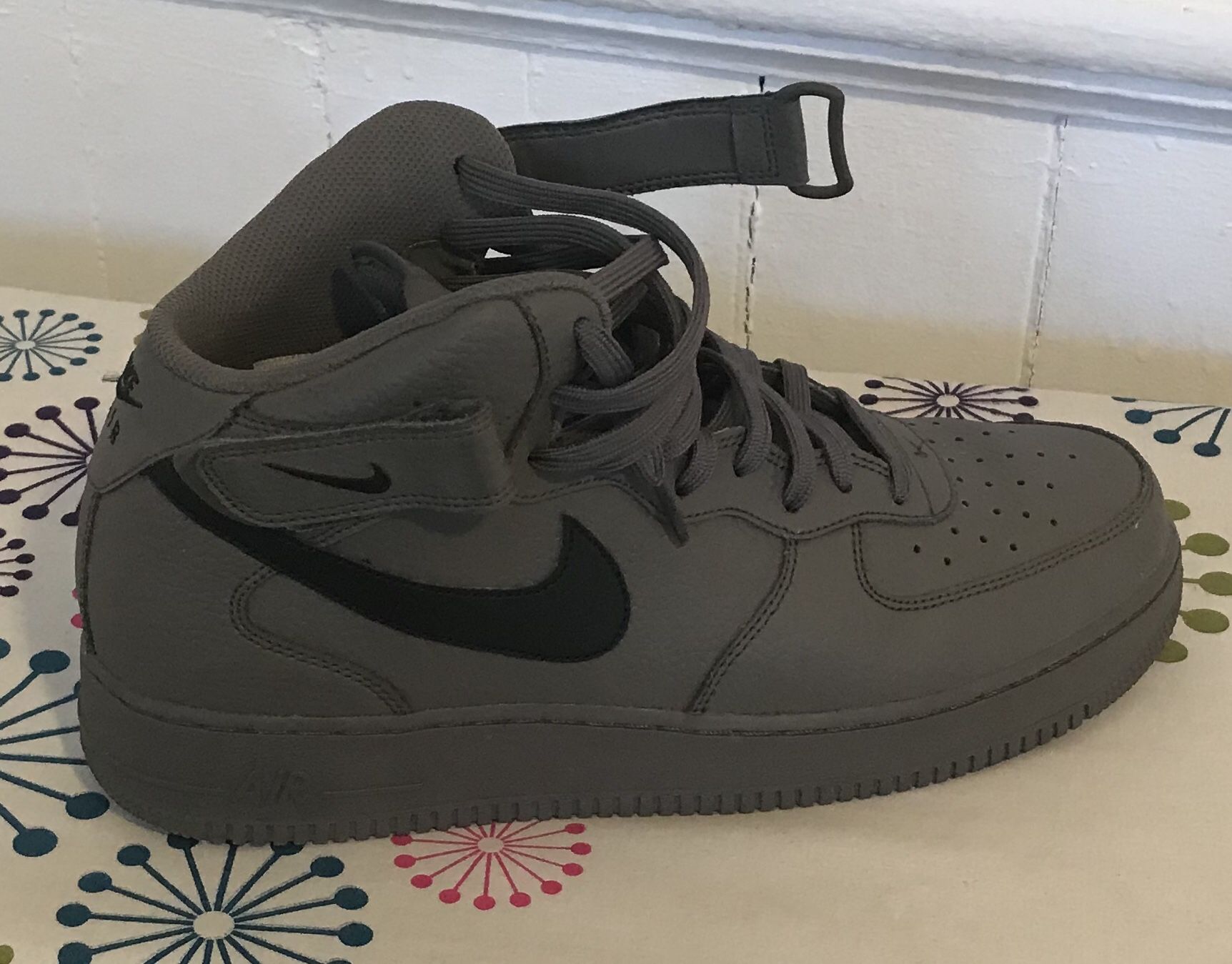 Nike Military green Air Force 1