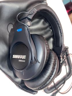 Shure SRH440 Professional Headphones