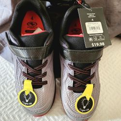 Boy's Light Up Shoes Size 3 Or 4, $13 EACH 
