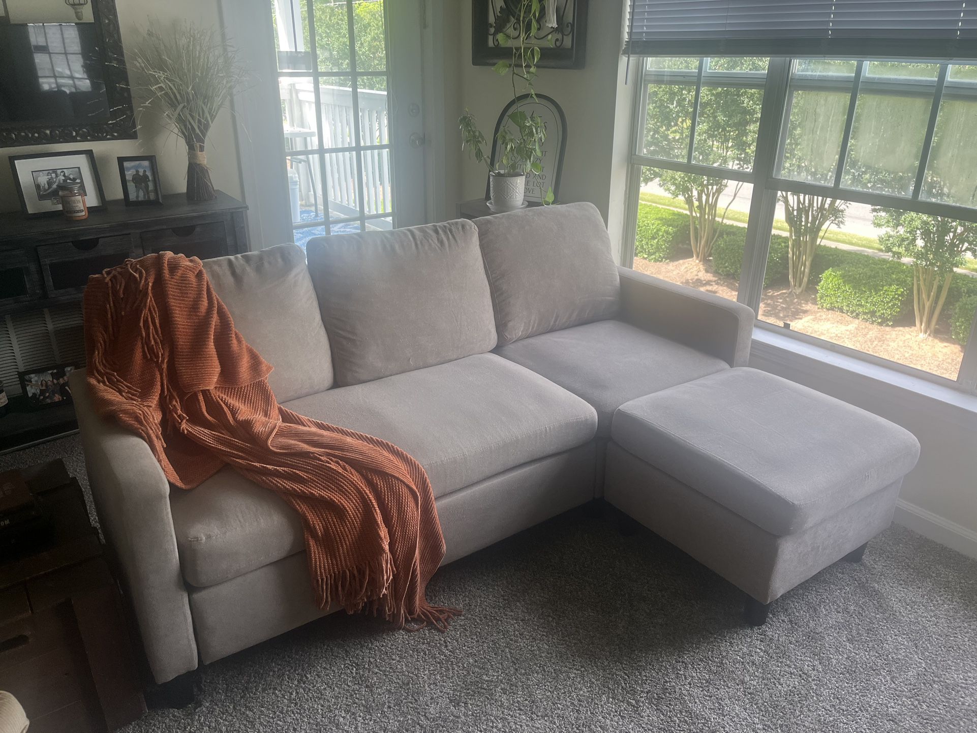 L shaped Sectional Couch