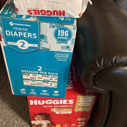DIAPERS SIZE 2 