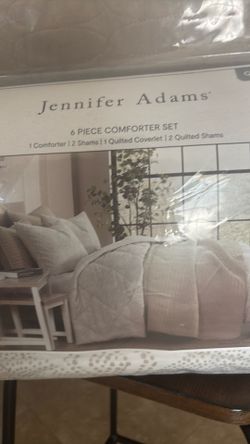 Jennifer Adams Queen 6pcs comforter set