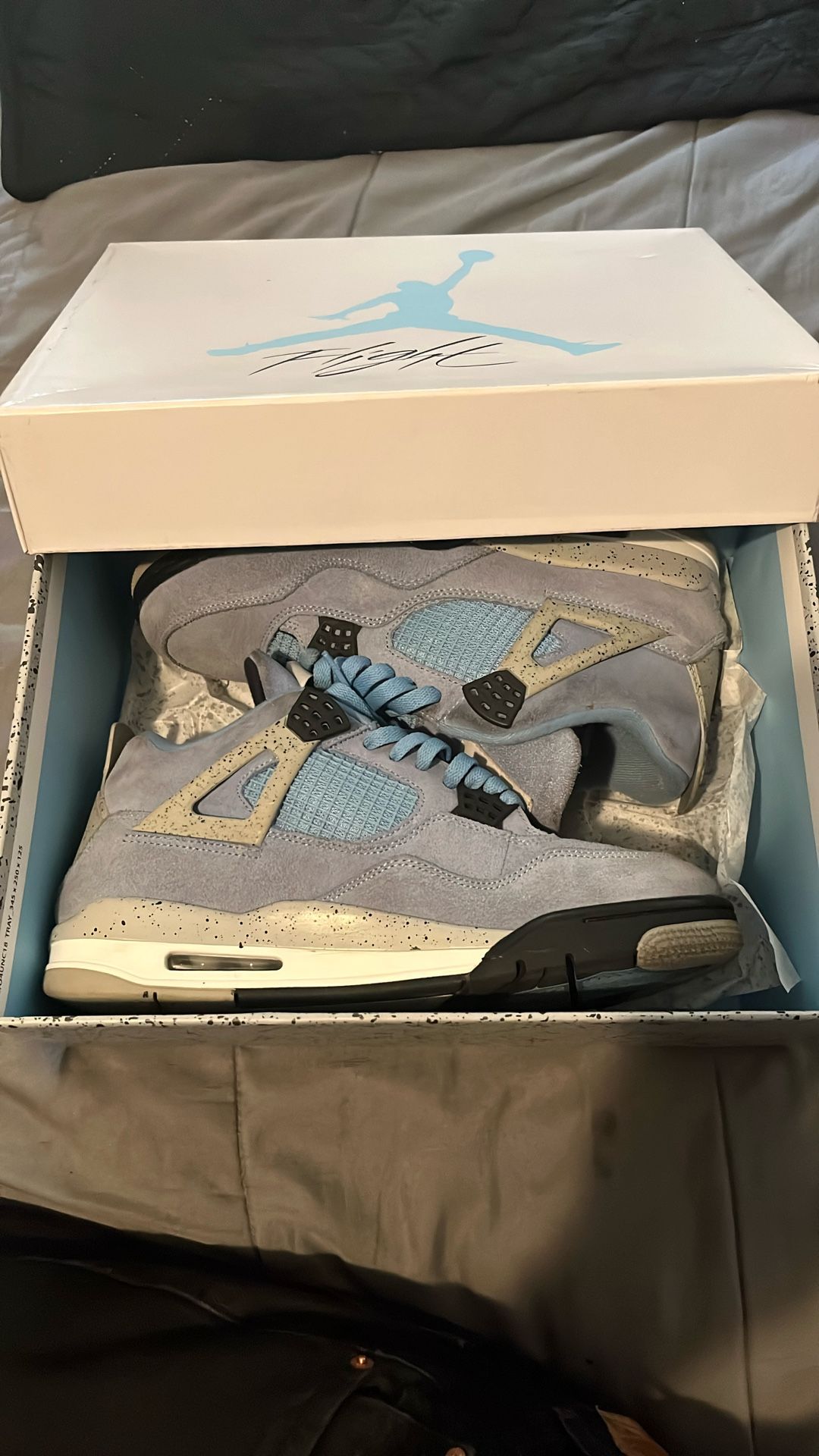 UNC Jordan 4
