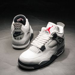Air Jordan 4 “White cement” Size 10