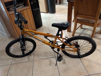 Mongoose motivator freestyle bike