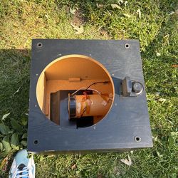 12 Inch Speaker Box Good Condition 