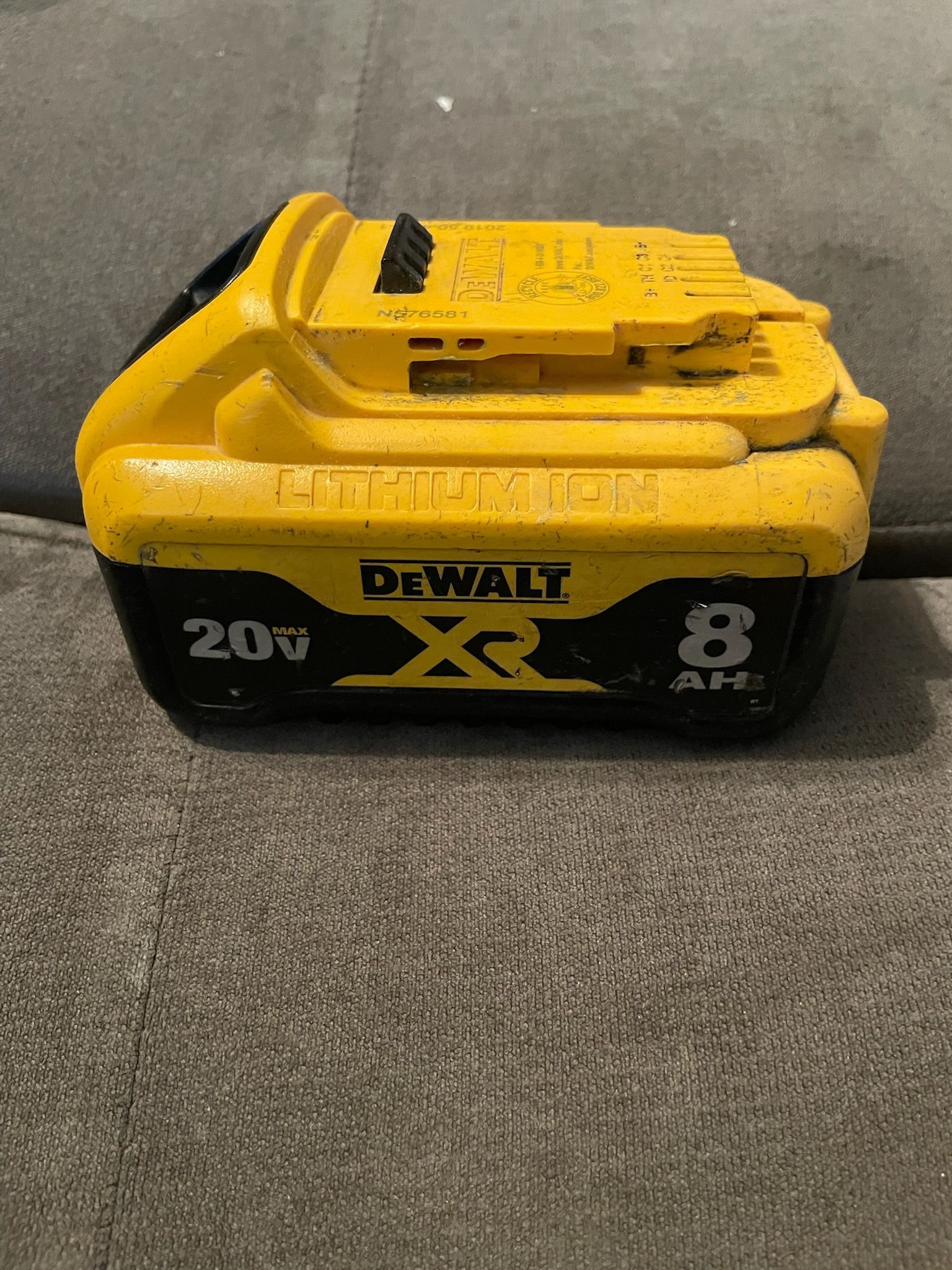 Dewalt Xr 8 Ah Battery