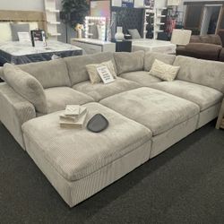 Salas Nuevas Desde $899 