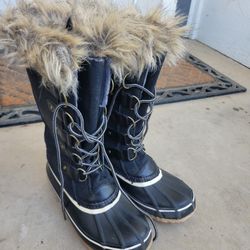 Women's Boots!