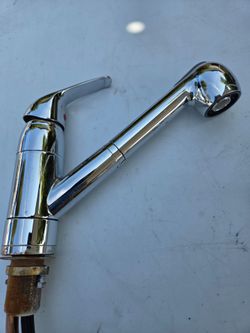 Kitchen faucet