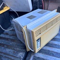 LG Window Air Conditioner Unit