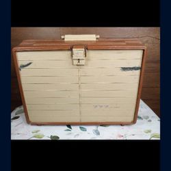 Vintage Plano Tackle Box 777 6 Removable Trays 