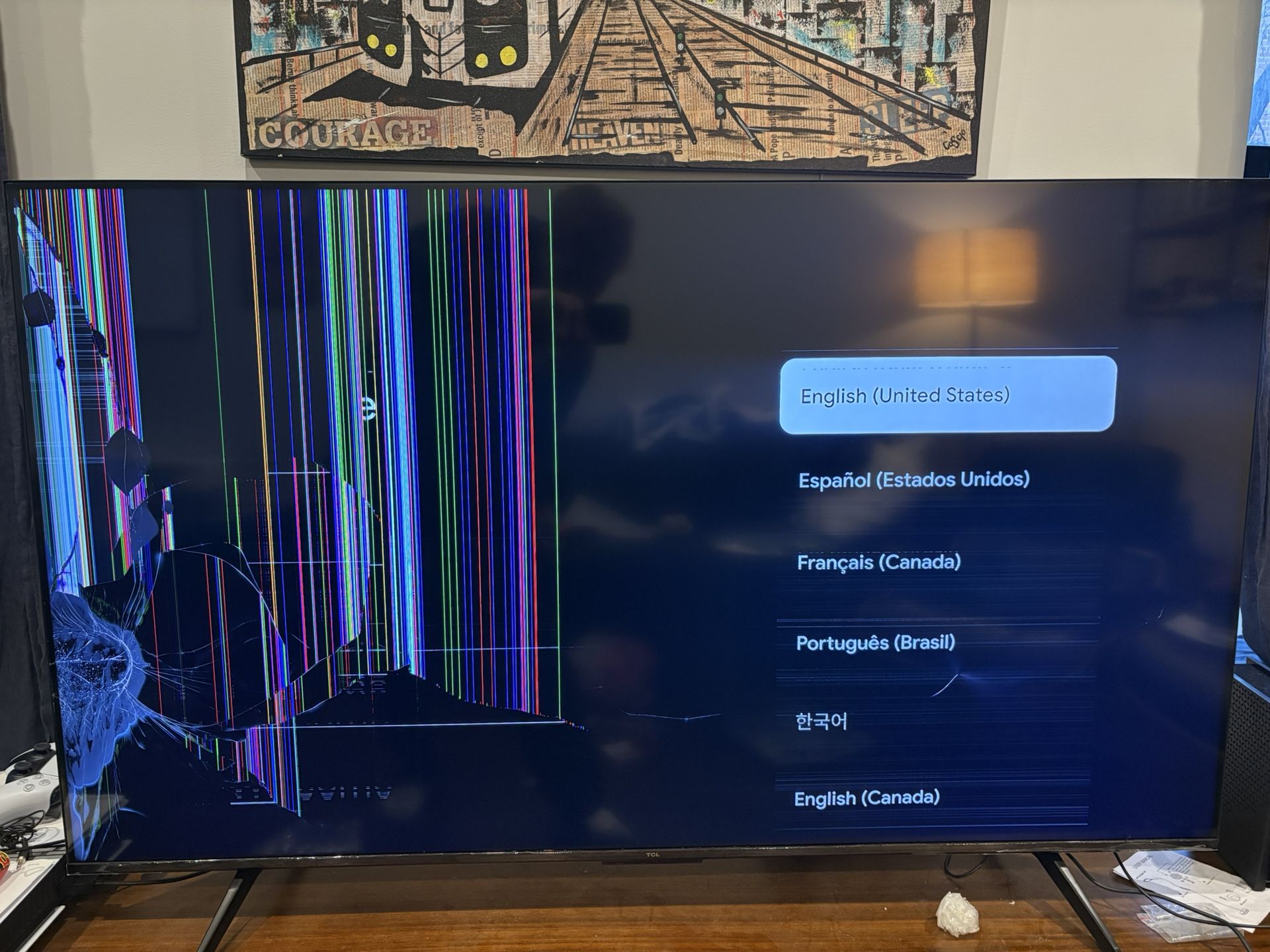 TCL 55 Inch 4K UHD TV (model 55S551G) (Broken Screen, With Packaging And Remote)