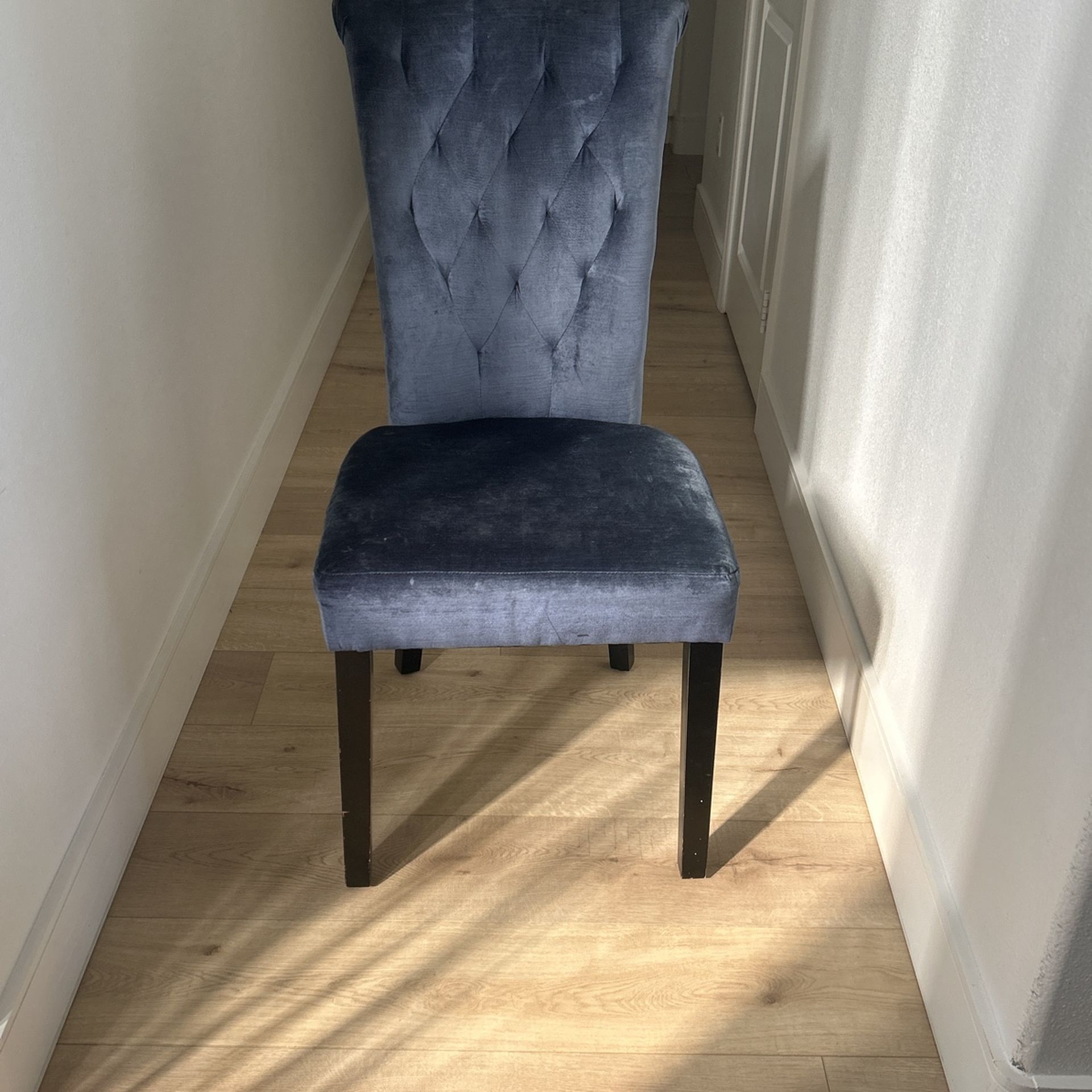 Chair Blue Velvet 