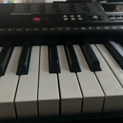 Piano Keyboard 