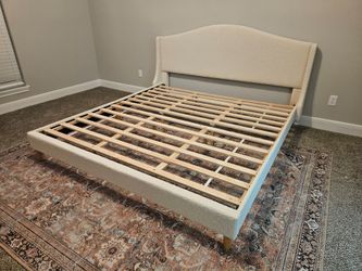 Martha Stewart Amelia King Upholstered Platform Bed – Like New