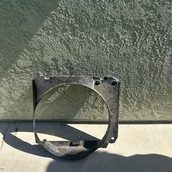 Mustang fan shroud