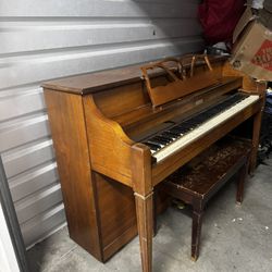 Free Piano It Works  You Just Got To Pick It Up 