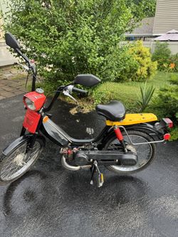 Honda PA50 Hobbit 49 cc. Model1981