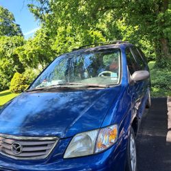 2000 Mazda MPV